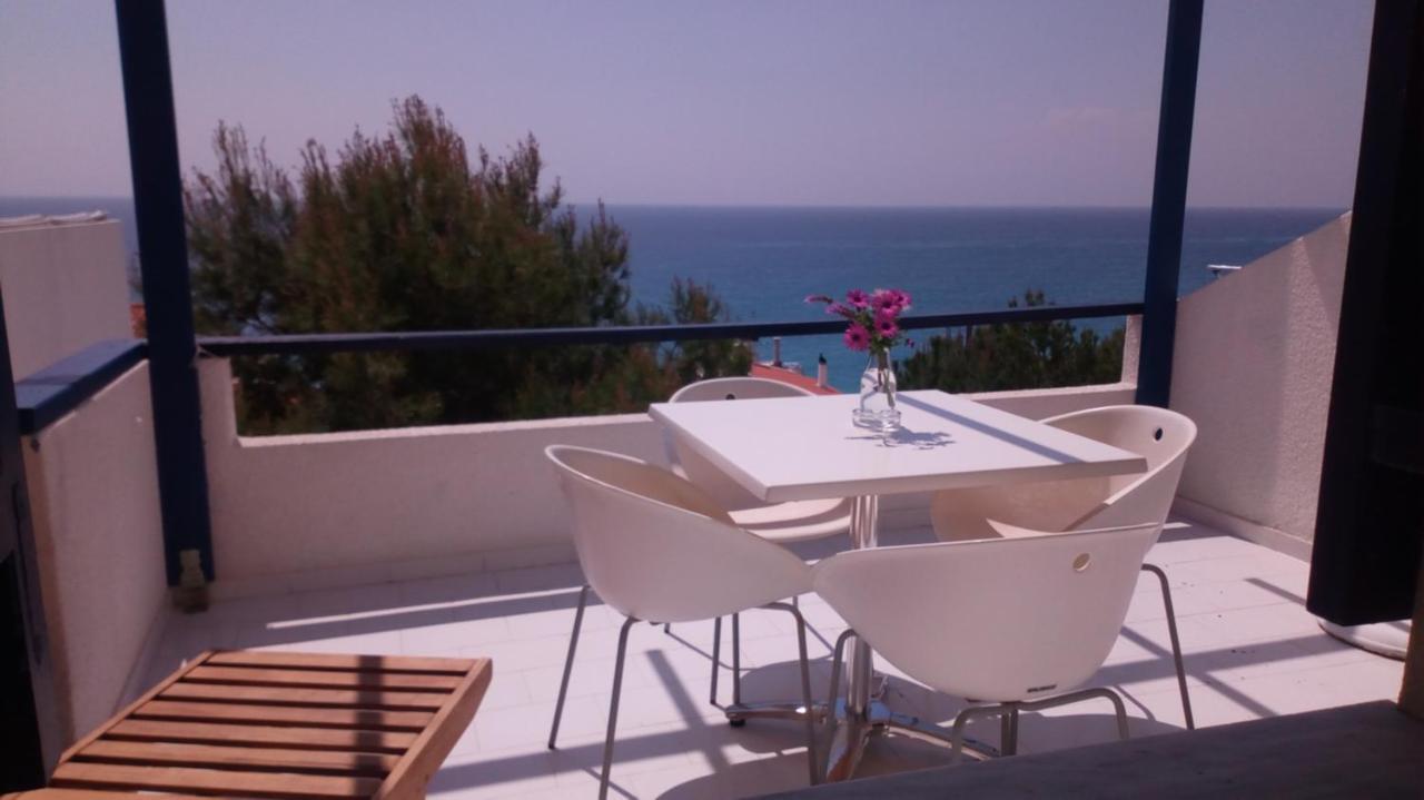 Aparthotel Big Blue Myrtos Exterior foto